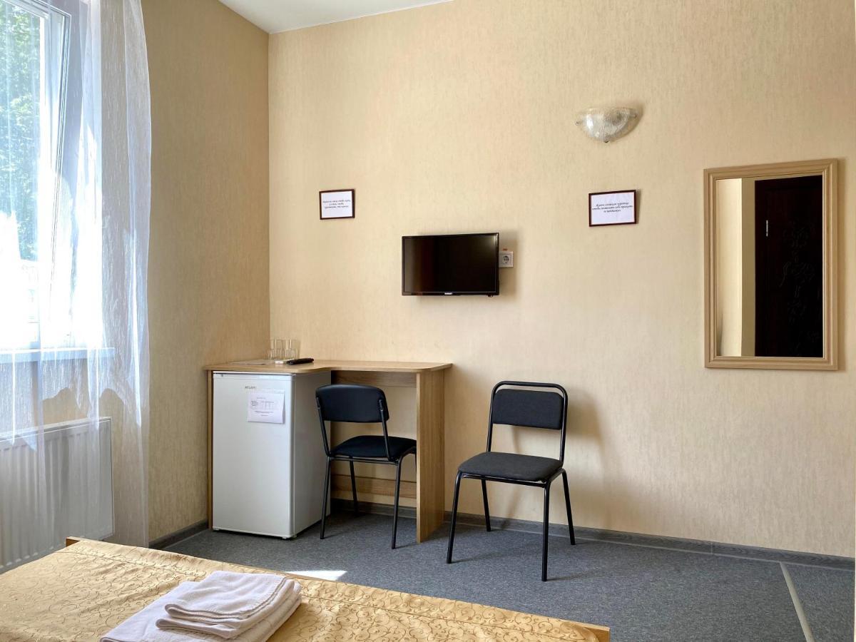 Guest House Sotni Киев Экстерьер фото