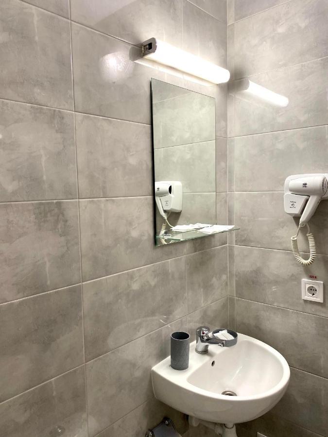 Guest House Sotni Киев Экстерьер фото