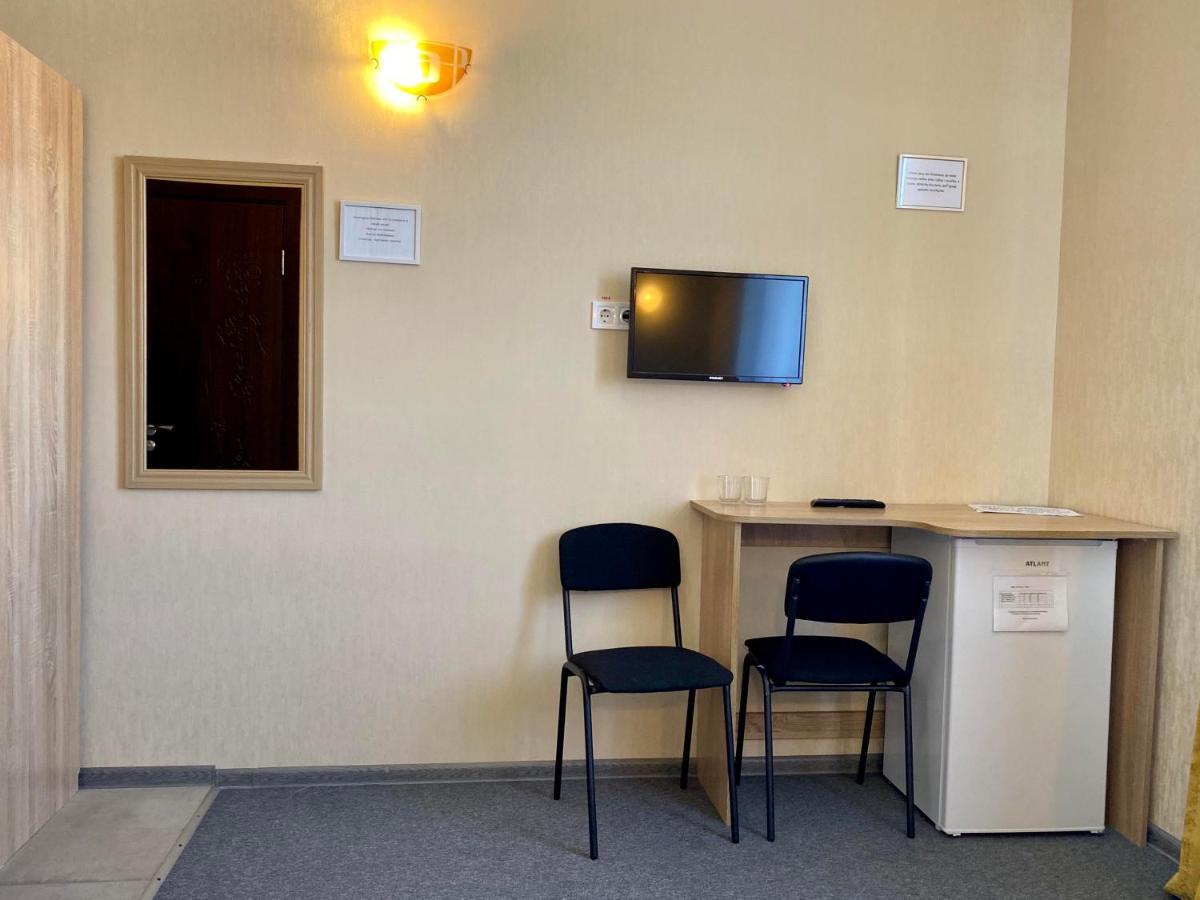 Guest House Sotni Киев Экстерьер фото