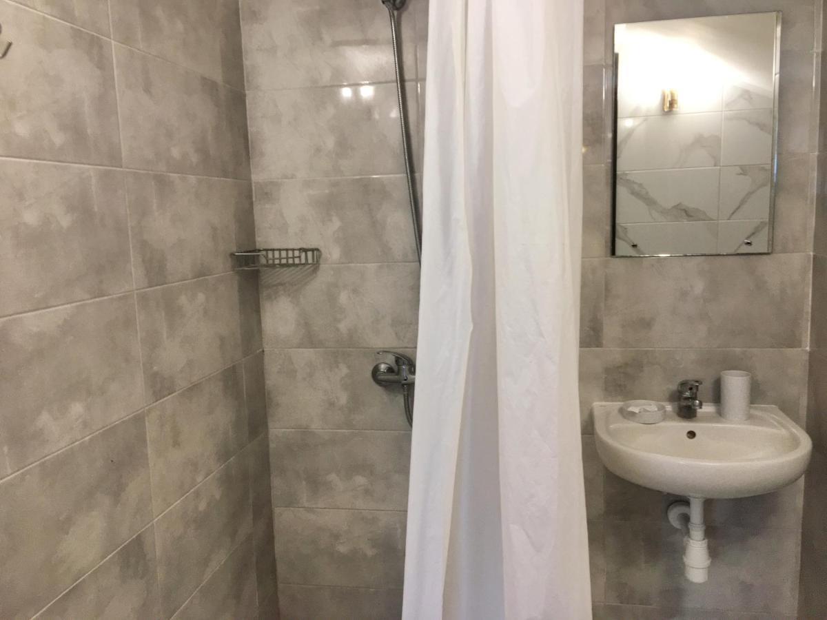 Guest House Sotni Киев Экстерьер фото